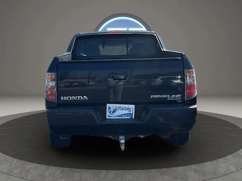 Honda Ridgeline photo 12