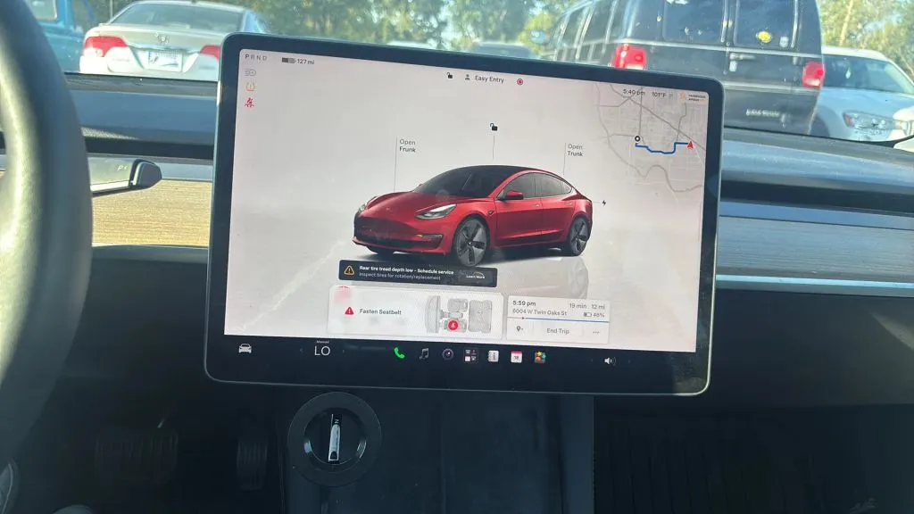Tesla Model 3 photo 14