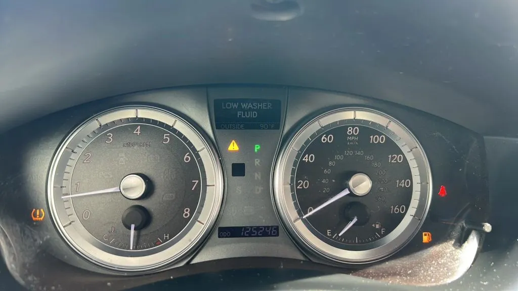 Lexus ES photo 51