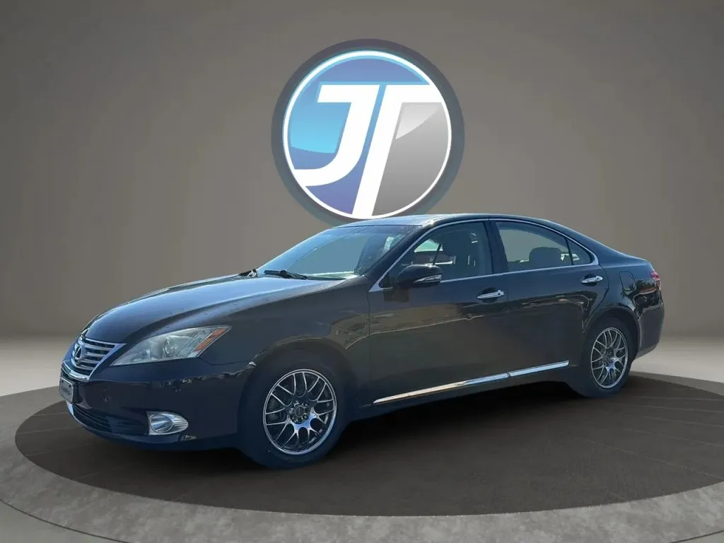 Lexus ES photo 17