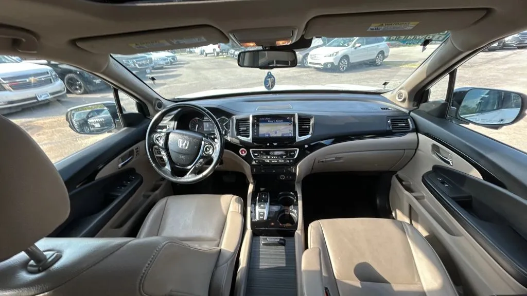 Honda Pilot photo 8