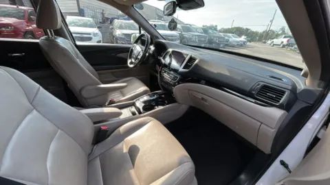 More photos of 2016 Honda Pilot Touring Sport Utility 4D at JT Wholesale Auto, Inc., OK