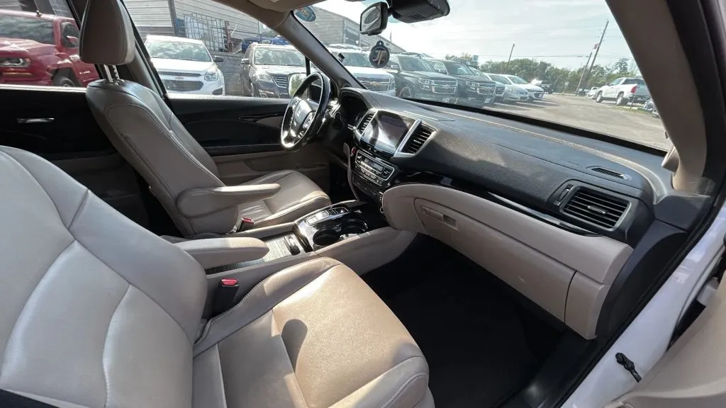 Honda Pilot photo 5