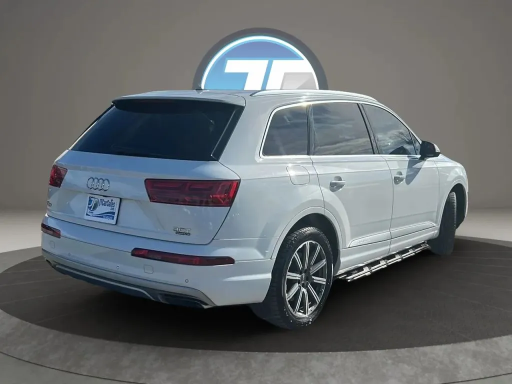 Audi Q7 photo 13