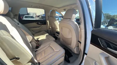 More photos of 2017 Audi Q7 3.0T Premium Plus Sport Utility 4D at JT Wholesale Auto, Inc., OK