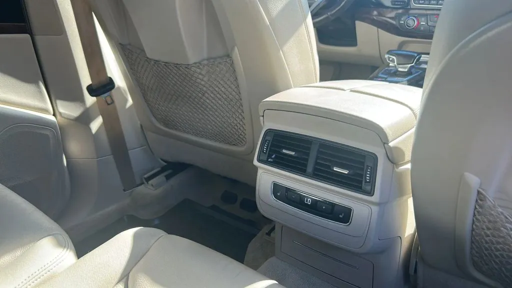 Audi Q7 photo 24
