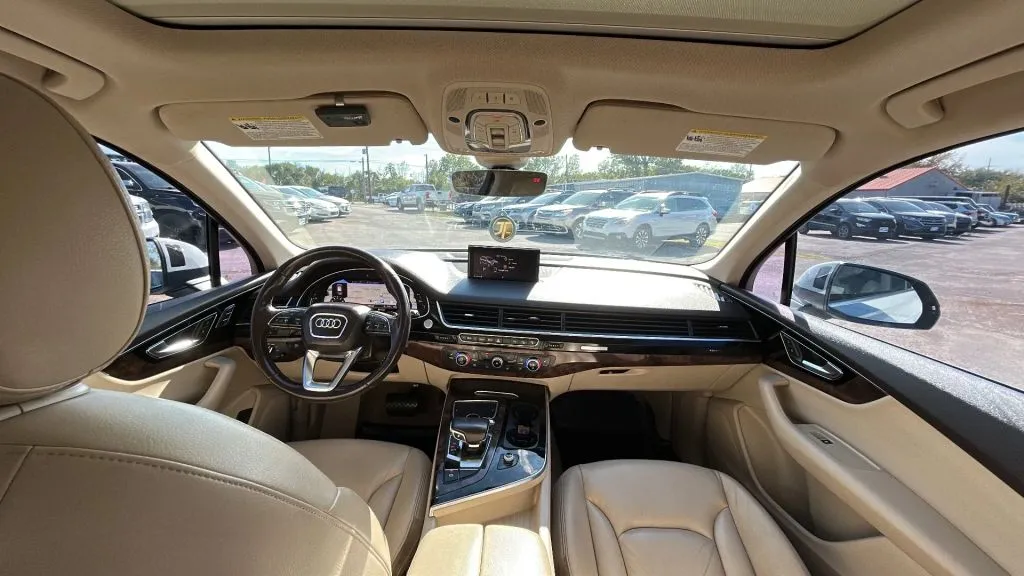 Audi Q7 photo 33