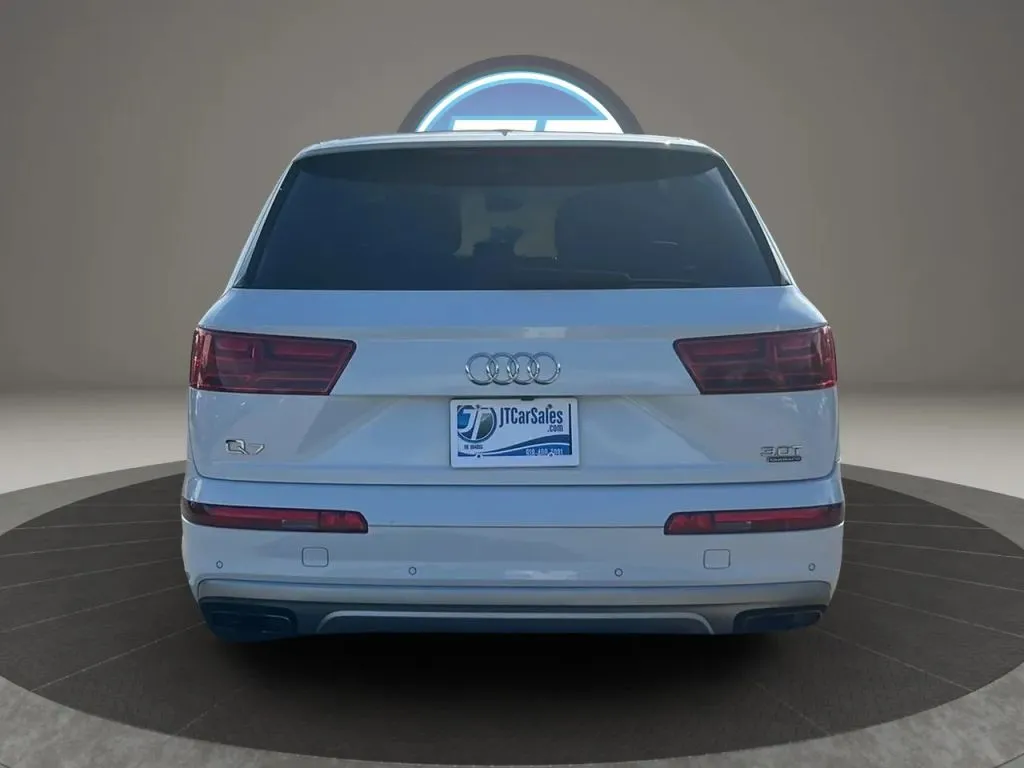 Audi Q7 photo 17