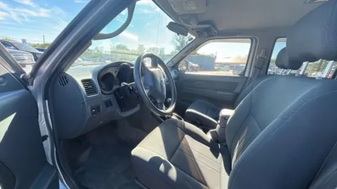 Photos of 2002 Nissan Frontier Crew Cab XE Short Bed for sale in Broken Arrow, OK at JT Wholesale Auto, Inc.