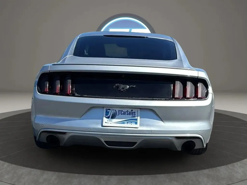 Ford Mustang photo 12