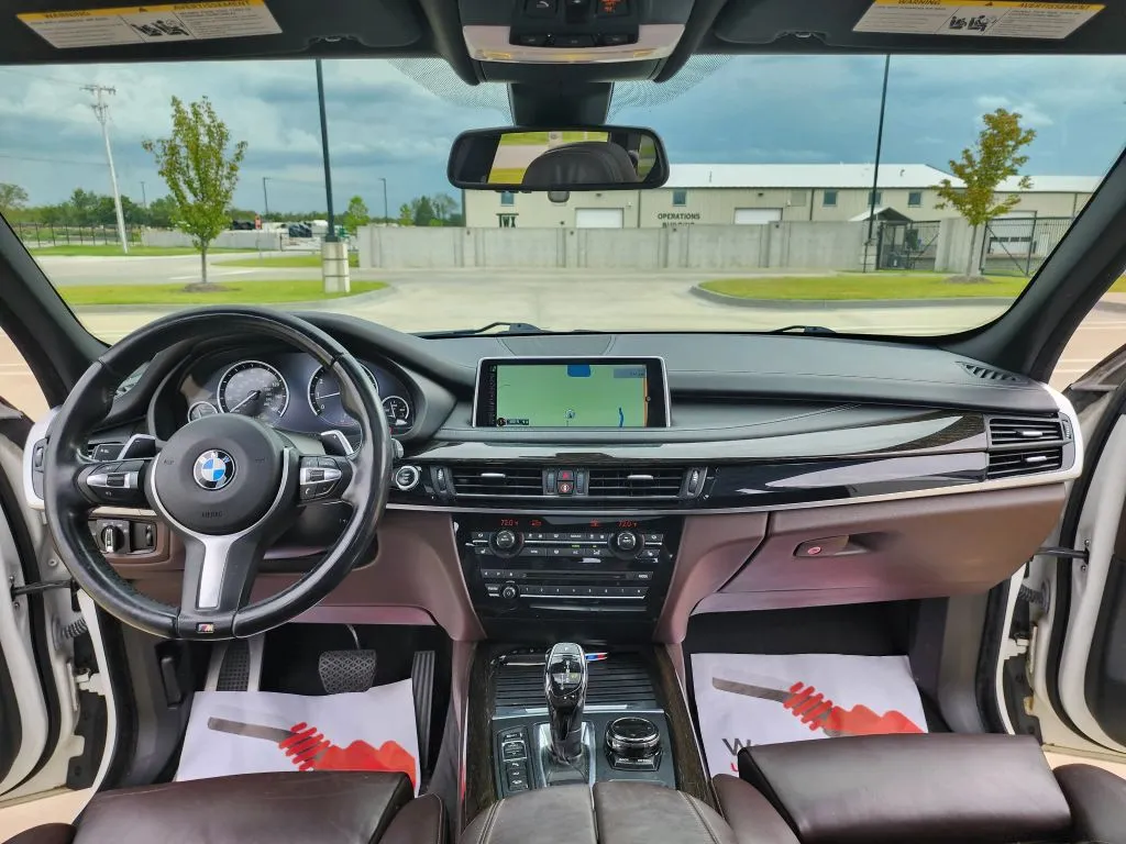 BMW X5 photo 32