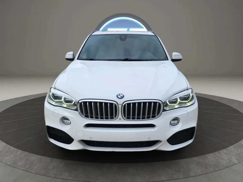 BMW X5 photo 8