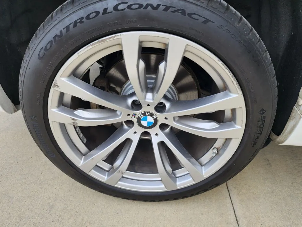 BMW X5 photo 38