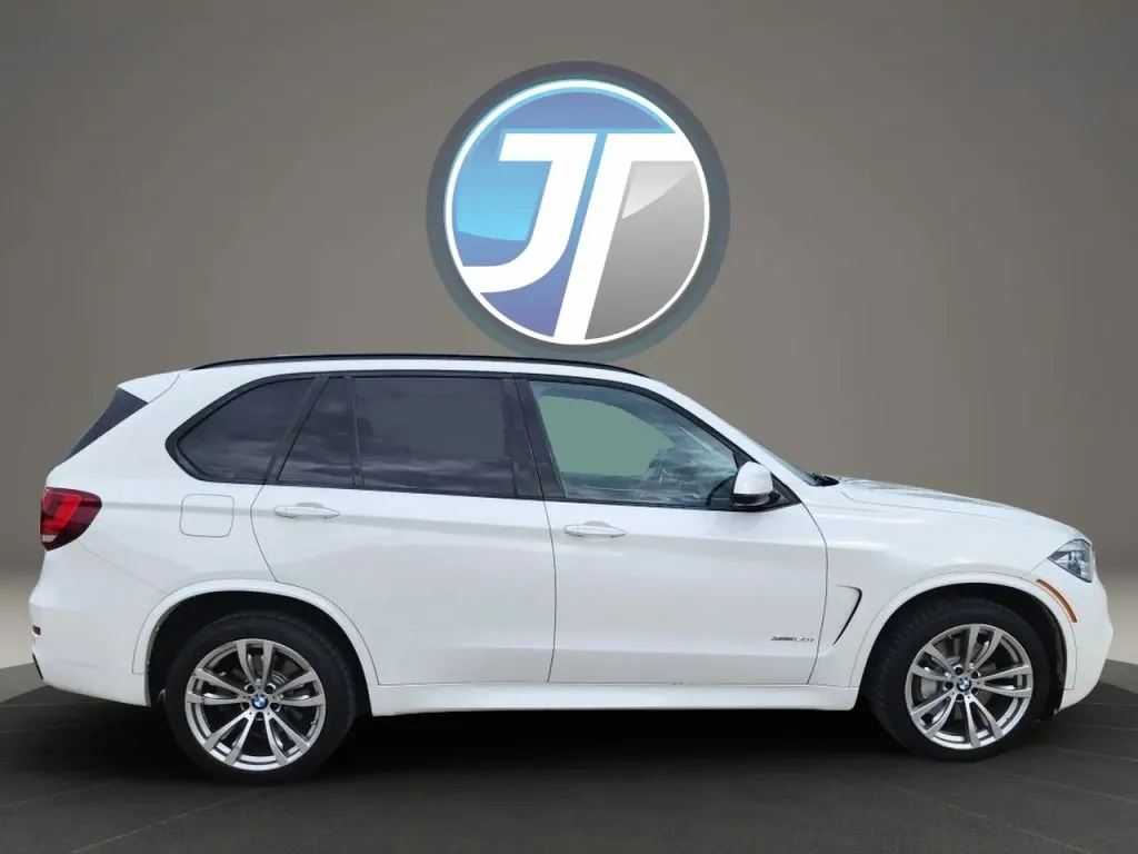 BMW X5 photo 2