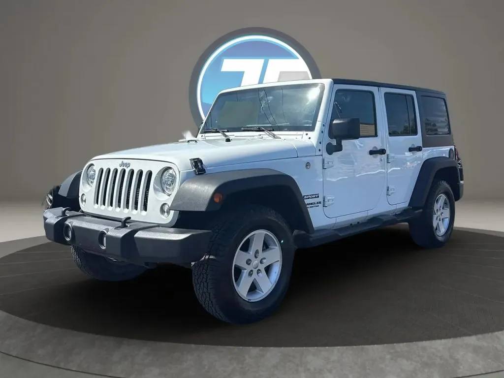 Jeep Wrangler photo 17