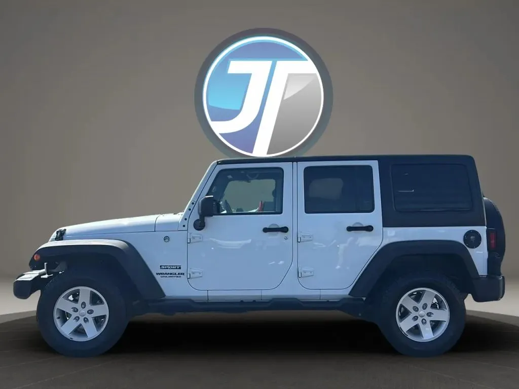 Jeep Wrangler photo 15