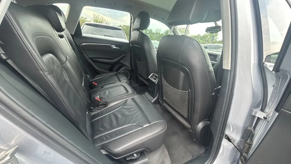 Audi Q5 photo 11