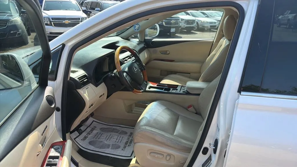 Lexus RX photo 2