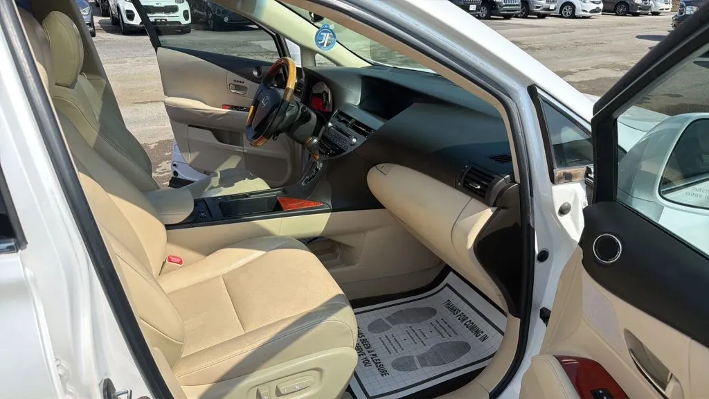 Lexus RX photo 11