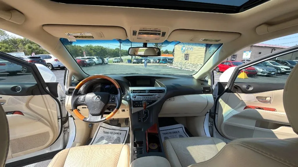 Lexus RX photo 25