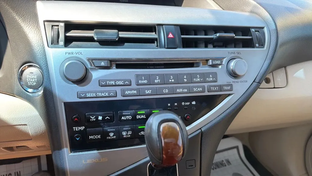 Lexus RX photo 38