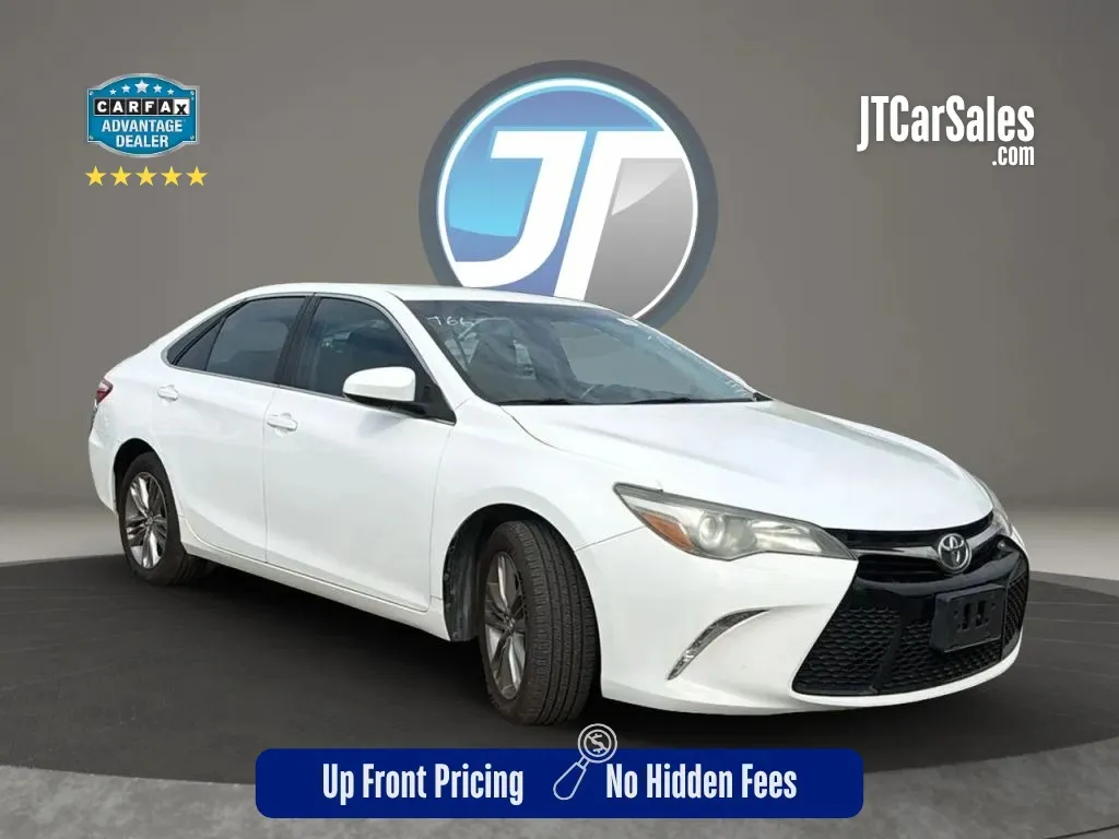 White 2017 Toyota Camry SE Sedan 4D for sale in Broken Arrow, OK