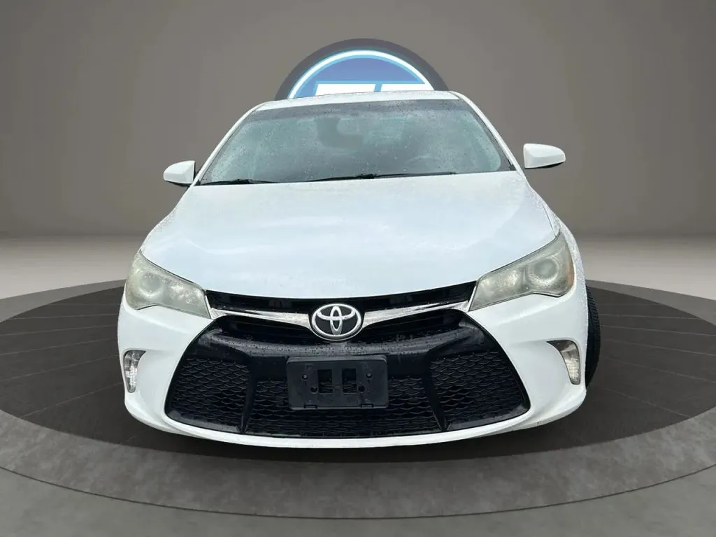 Toyota Camry photo 30
