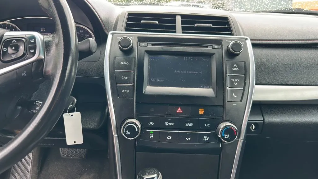 Toyota Camry photo 31