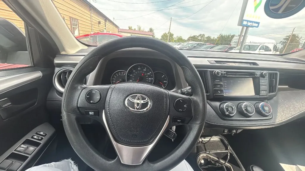 Toyota RAV4 photo 30