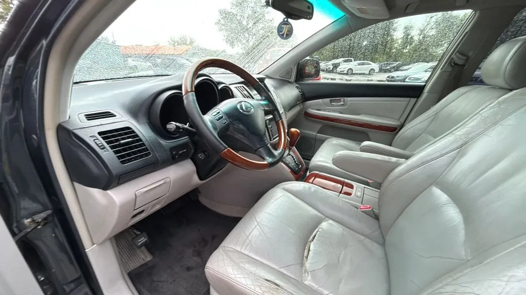 Lexus RX photo 22