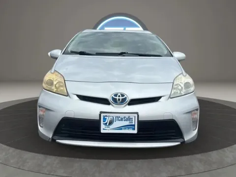 More photos of 2013 Toyota Prius Three Hatchback 4D at JT Wholesale Auto, Inc., OK