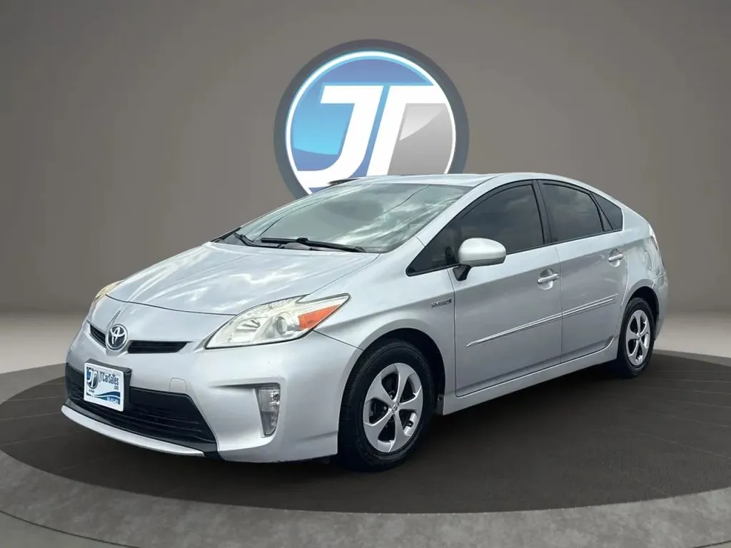 Toyota Prius photo 9