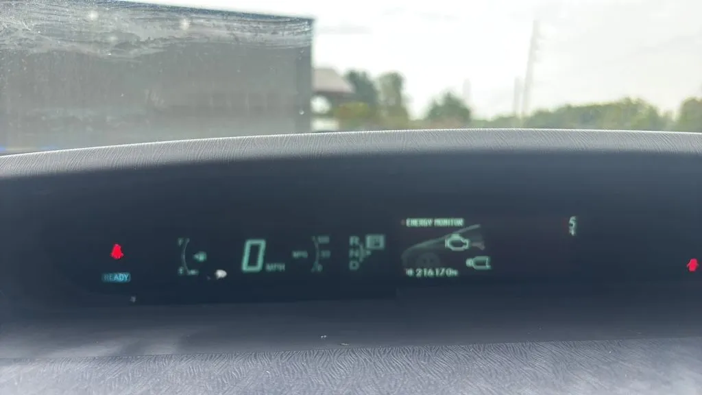 Toyota Prius photo 26