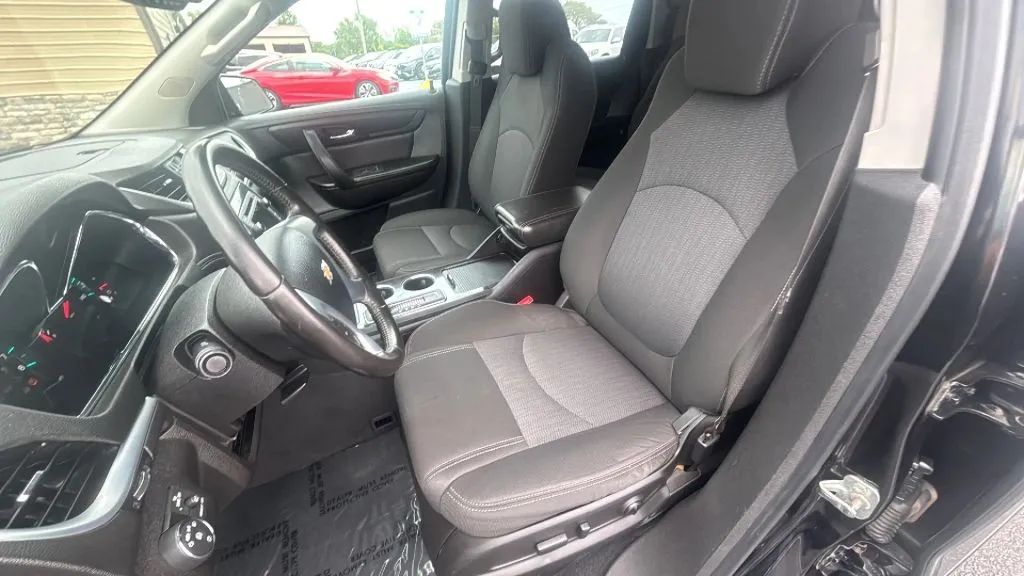 Chevrolet Traverse photo 15