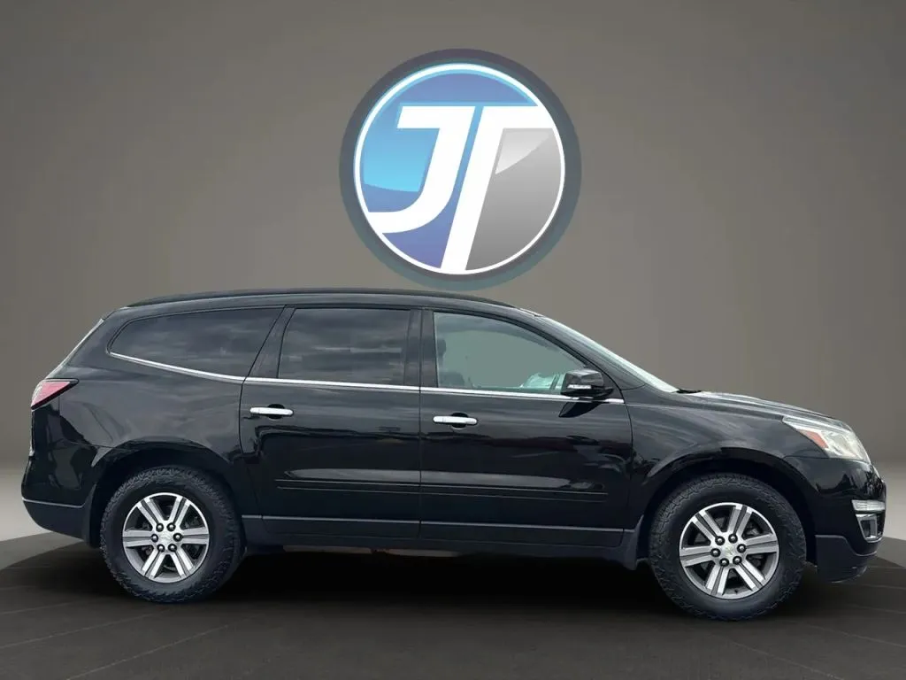 Chevrolet Traverse photo 7