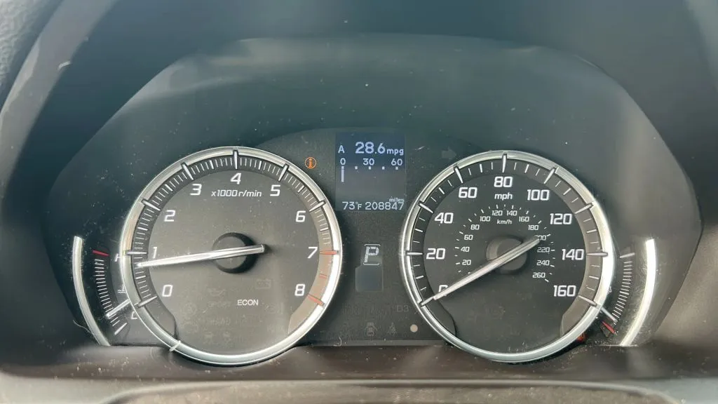 Acura TLX photo 3