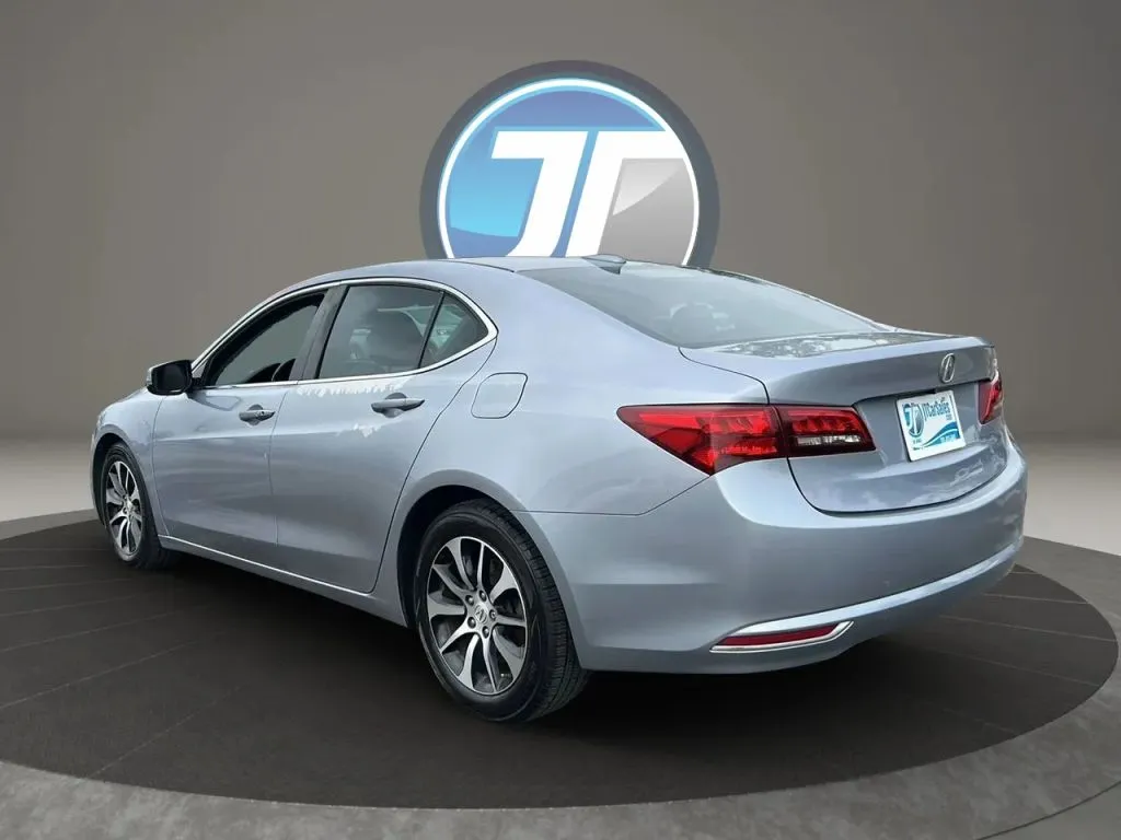 Acura TLX photo 22