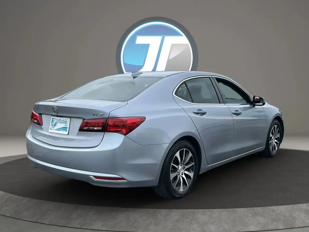 Acura TLX photo 11