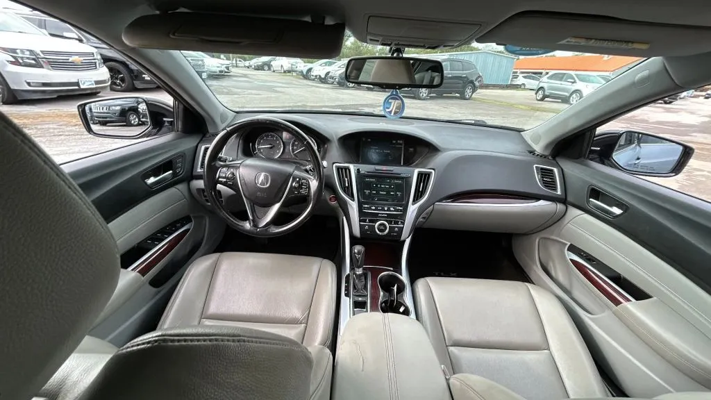 Acura TLX photo 7