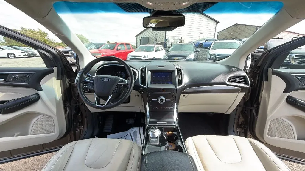 Ford Edge photo 15