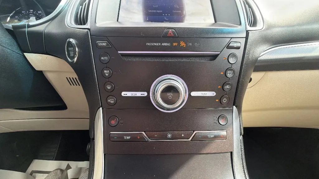 Ford Edge photo 23