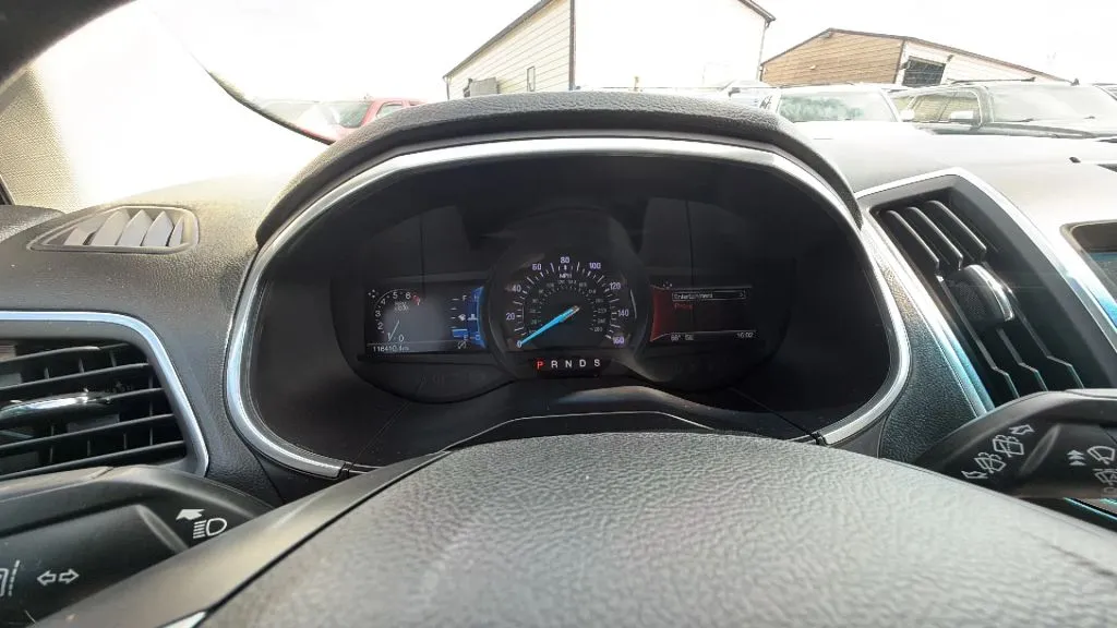Ford Edge photo 16
