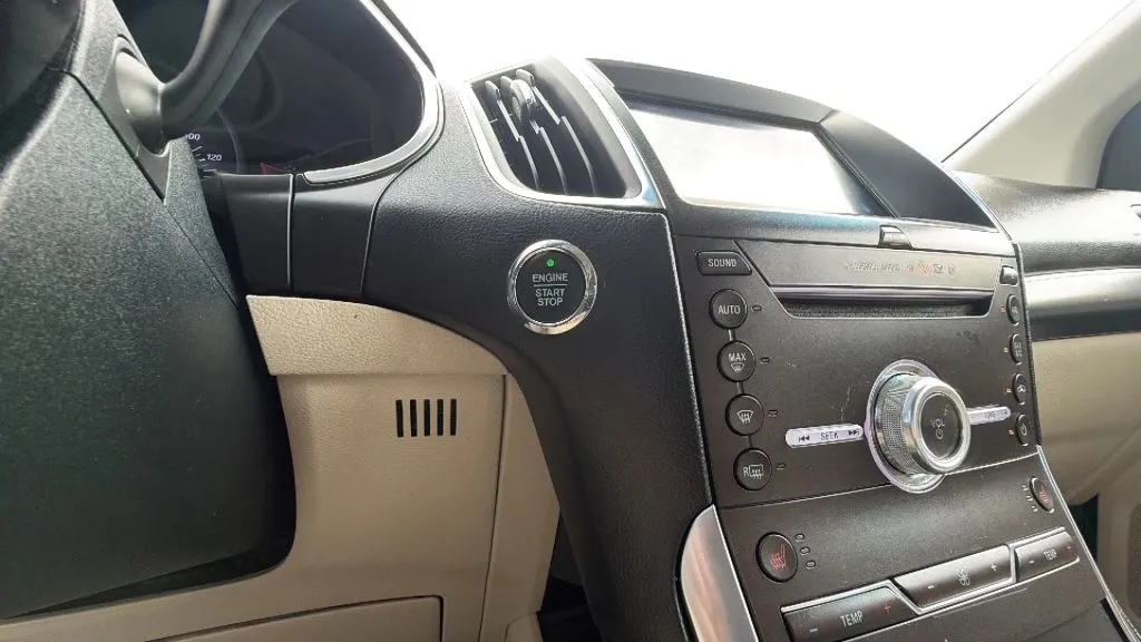 Ford Edge photo 24