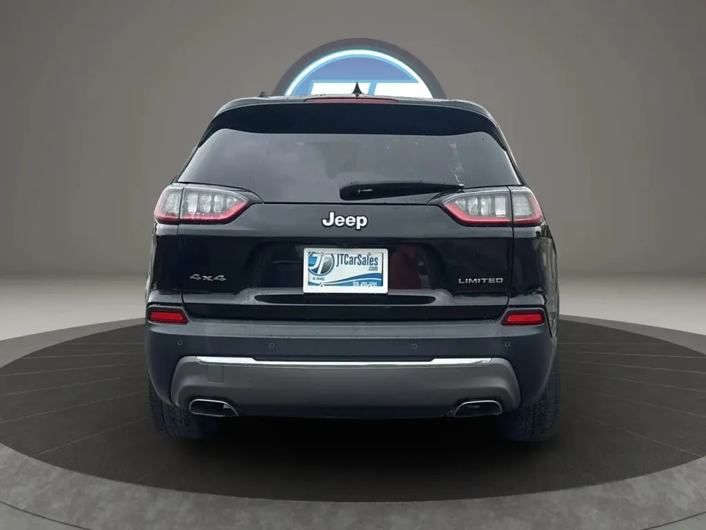 Jeep Cherokee photo 12