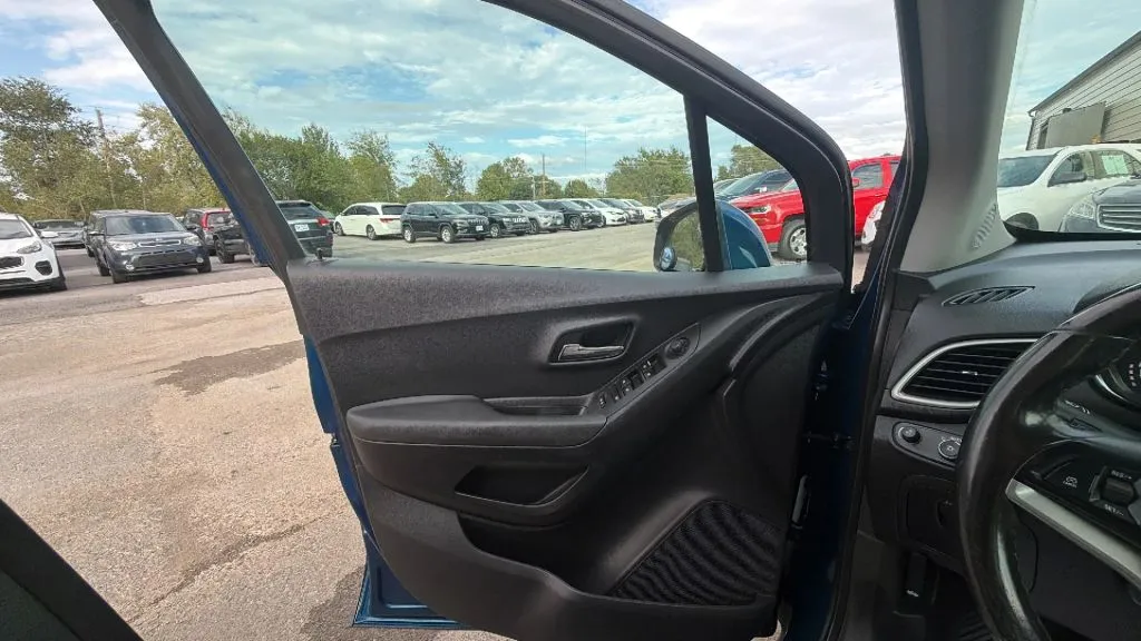 Chevrolet Trax photo 38
