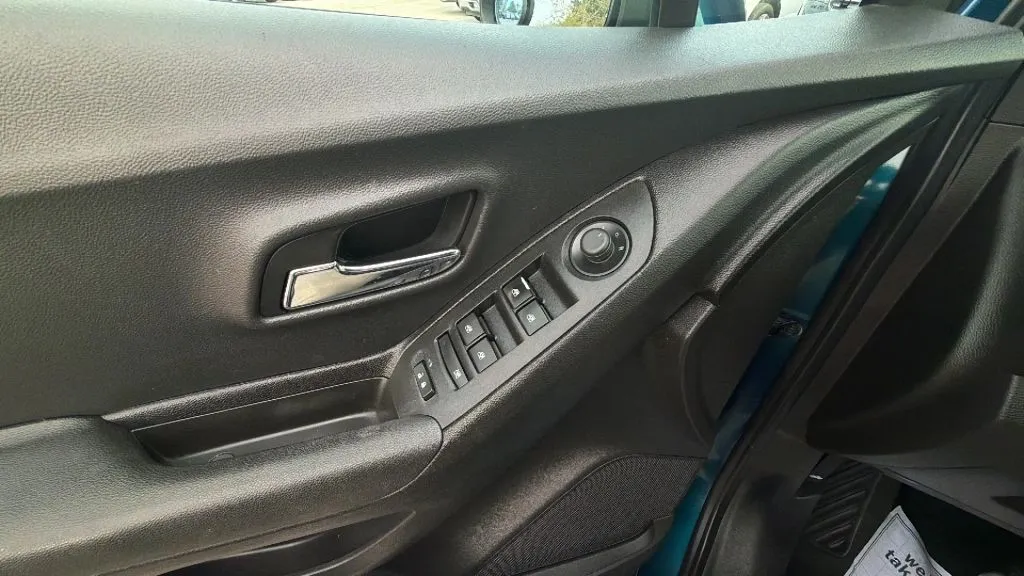 Chevrolet Trax photo 30