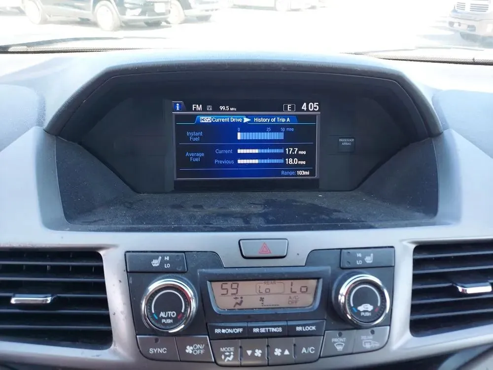 Honda Odyssey photo 14