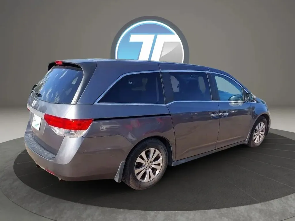Honda Odyssey photo 7