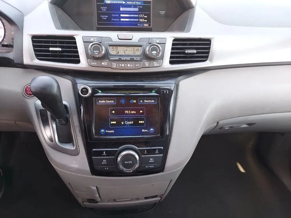 Honda Odyssey photo 15