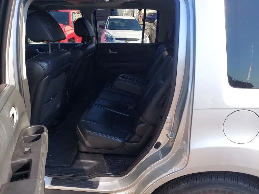 Honda Pilot photo 11